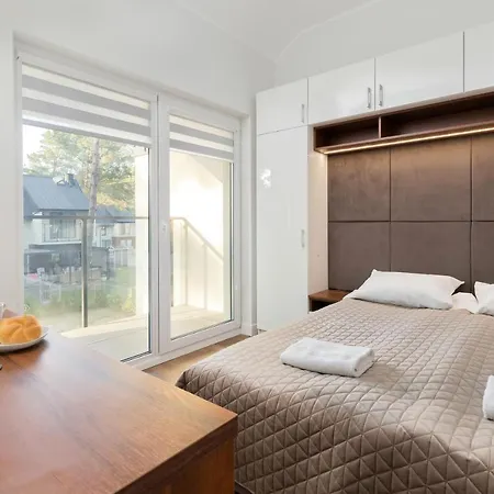 Daire Prestigious House Park By Renters Rozewie