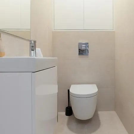 Prestigious House Park By Renters Rozewie