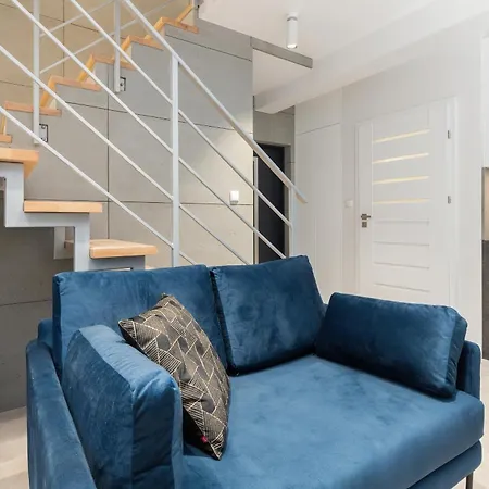 Prestigious House Park By Renters * Rozewie